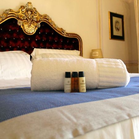 Les Suite Royales 萨萨里 外观 照片